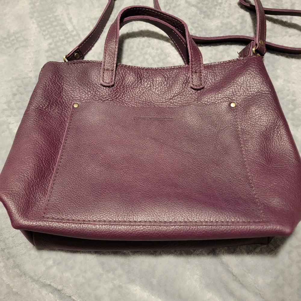 Portland Leather Plum Zipper Tote Bag - Picture 11 of 15